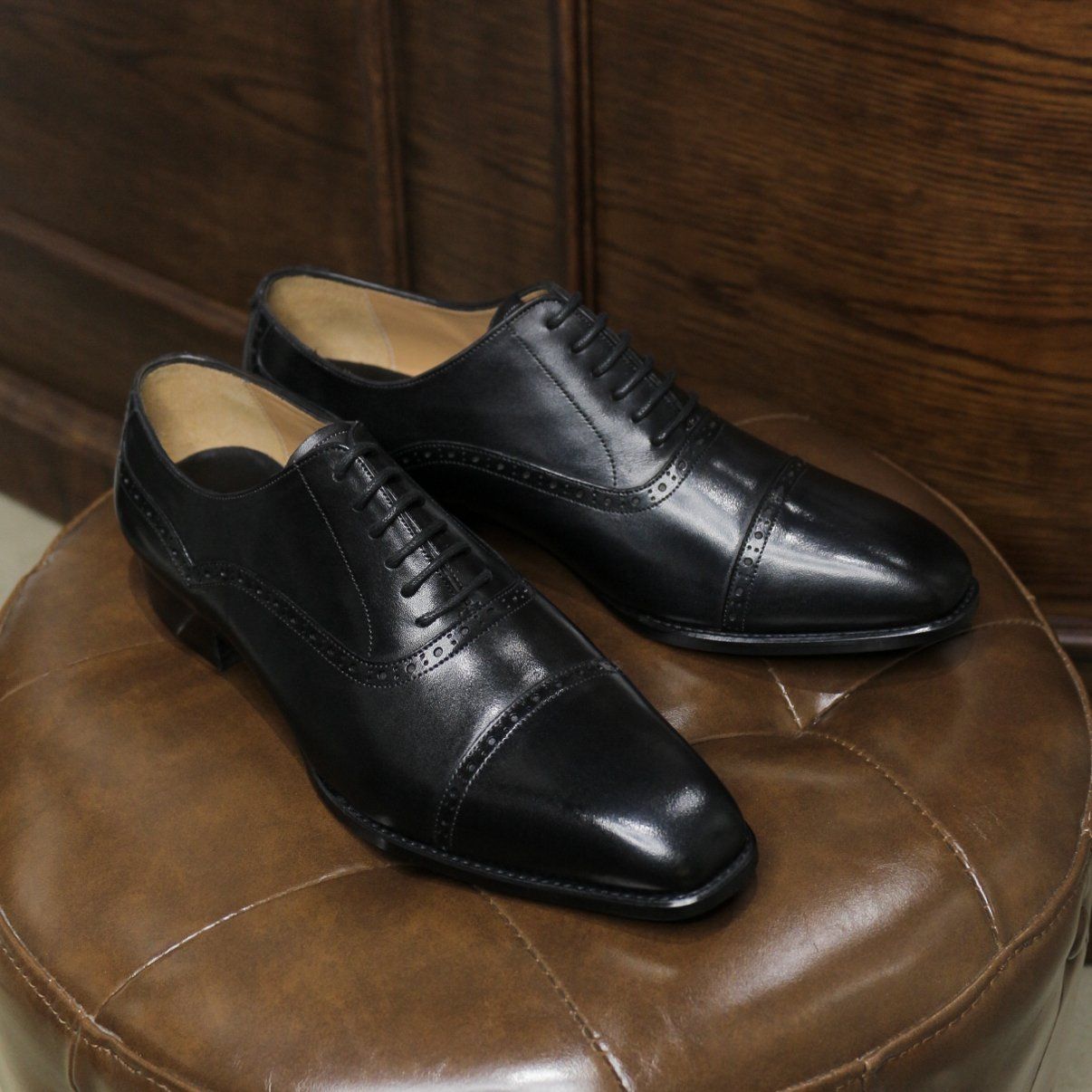 BEIGE LABEL - PHOENIX - GIÀY OXFORD HOẠ TIẾT ĐỤC LỖ BROGUE MÀU ĐEN - ĐẾ CAO SU - BLAKE/MCKAY